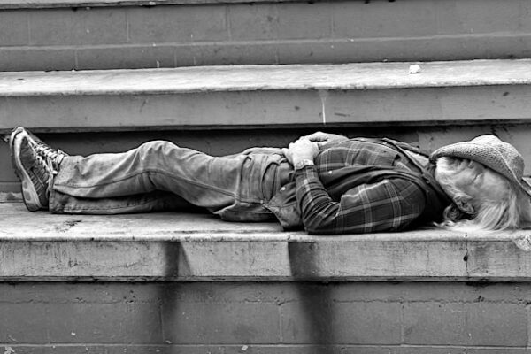 7 POINTS WHY MEN SLEEP